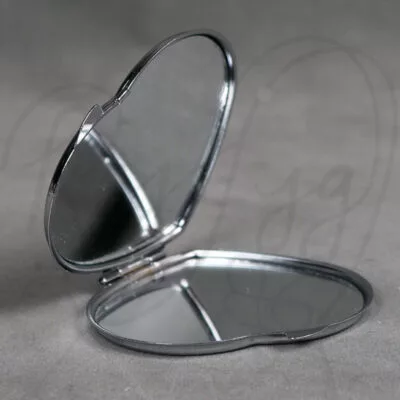 آینه آرایشی دلوار